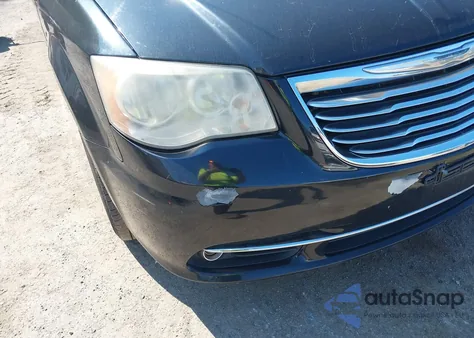 2013 Chrysler Town & Country Touring из США, поврежденный, VIN 2C4RC1BG2DR747867